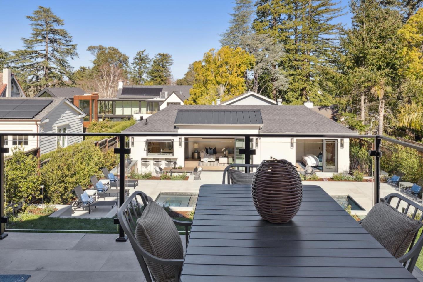Detail Gallery Image 40 of 65 For 128 Elm Ave, Burlingame,  CA 94010 - 6 Beds | 7/1 Baths