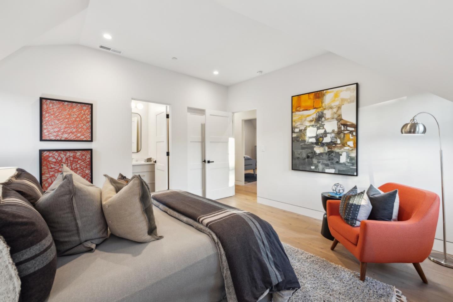 Detail Gallery Image 54 of 65 For 128 Elm Ave, Burlingame,  CA 94010 - 6 Beds | 7/1 Baths