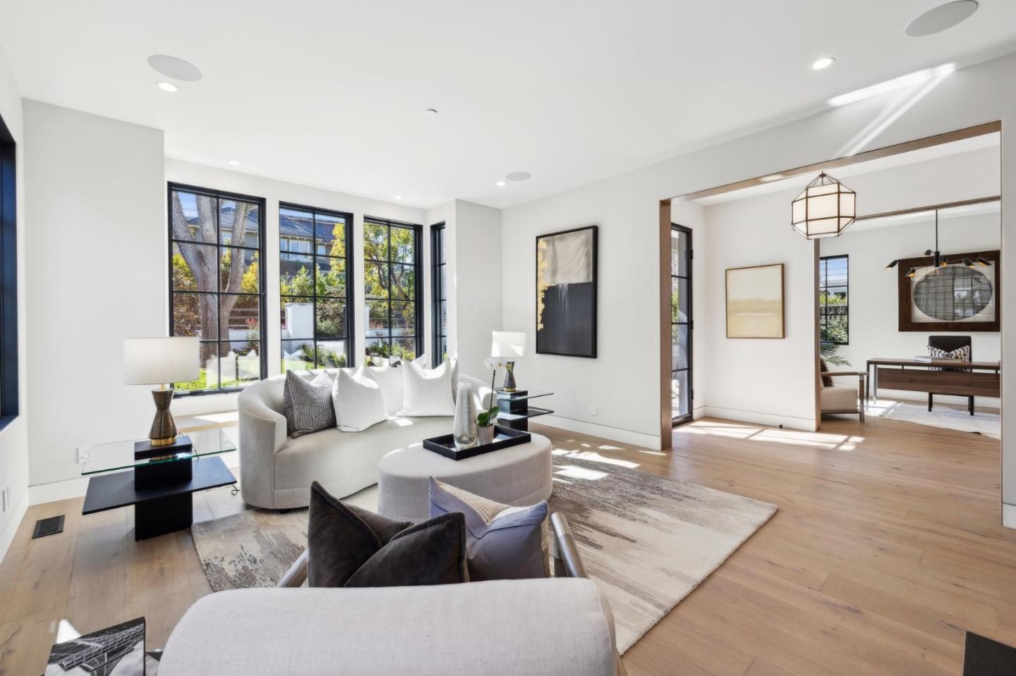 Detail Gallery Image 7 of 65 For 128 Elm Ave, Burlingame,  CA 94010 - 6 Beds | 7/1 Baths