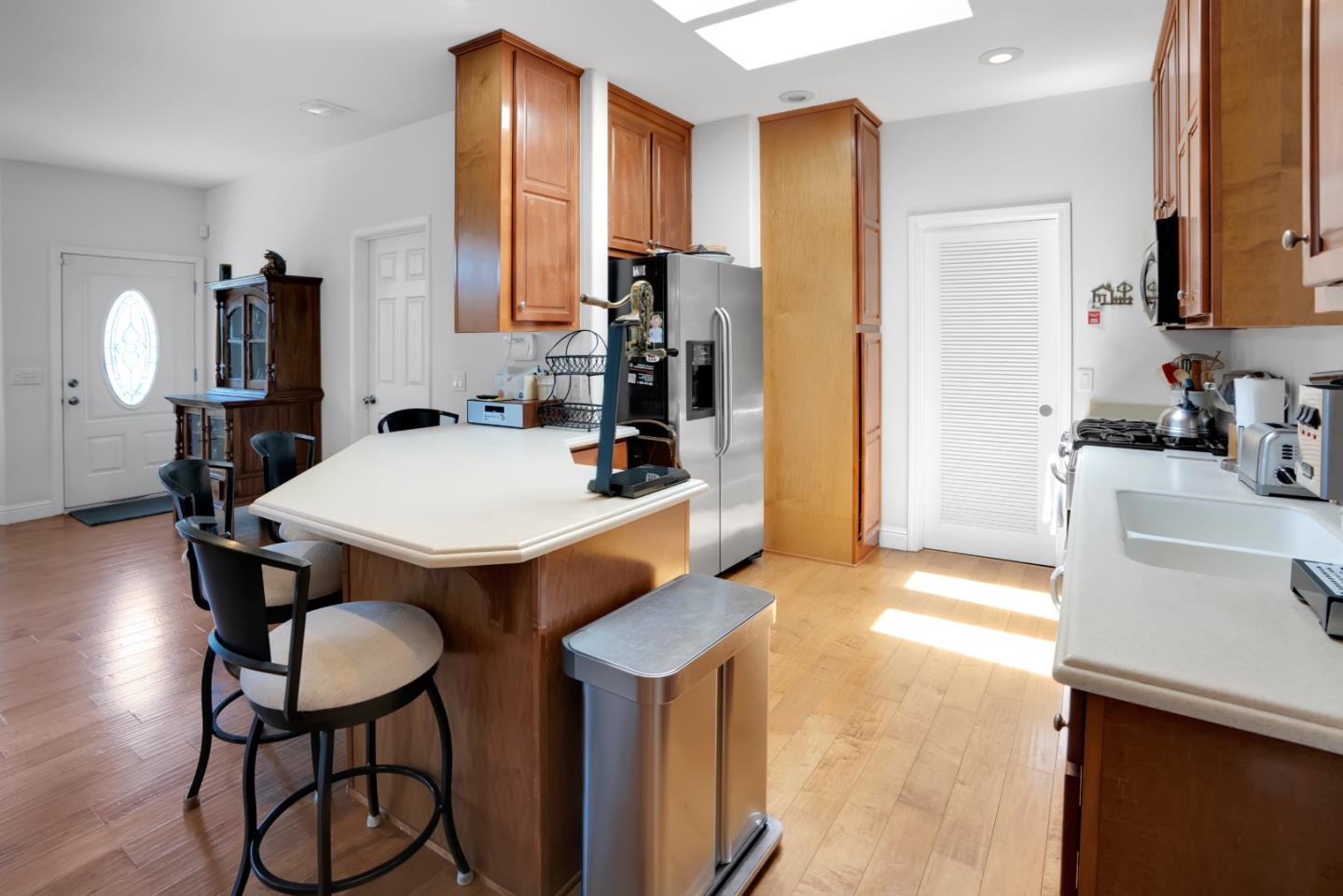 Detail Gallery Image 9 of 23 For 6 Primrose #6,  Aptos,  CA 95003 - 2 Beds | 2 Baths