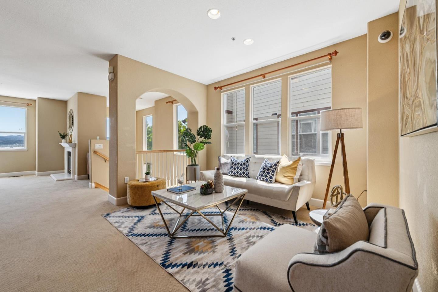 Detail Gallery Image 22 of 69 For 58 Pointe View Pl, South San Francisco,  CA 94080 - 4 Beds | 2/1 Baths