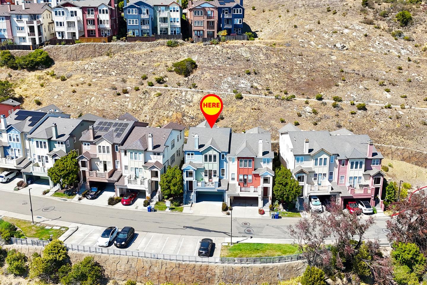 Detail Gallery Image 5 of 69 For 58 Pointe View Pl, South San Francisco,  CA 94080 - 4 Beds | 2/1 Baths