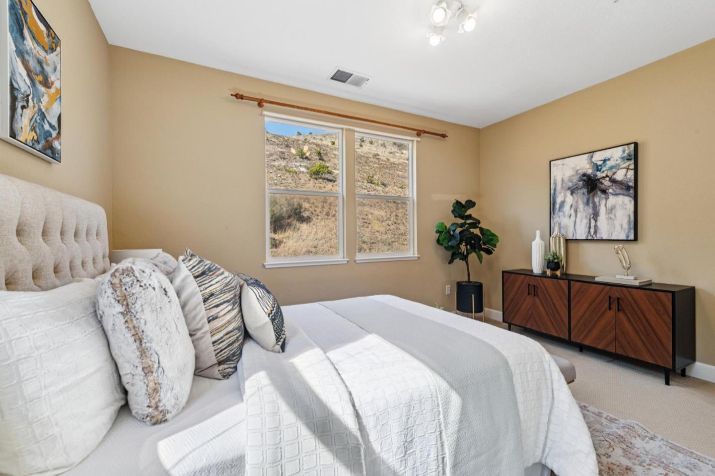 Detail Gallery Image 56 of 69 For 58 Pointe View Pl, South San Francisco,  CA 94080 - 4 Beds | 2/1 Baths