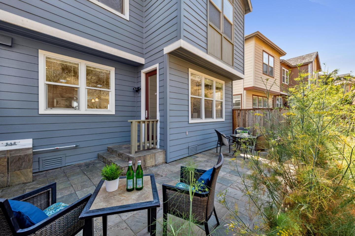 Detail Gallery Image 60 of 69 For 58 Pointe View Pl, South San Francisco,  CA 94080 - 4 Beds | 2/1 Baths