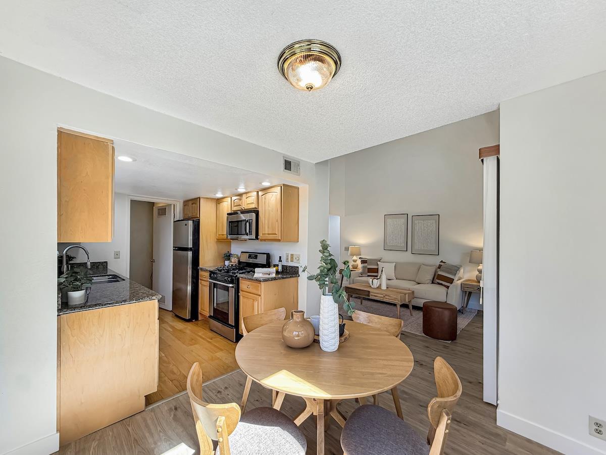 Detail Gallery Image 4 of 36 For 1477 De Rose Way #236,  San Jose,  CA 95126 - 2 Beds | 1 Baths