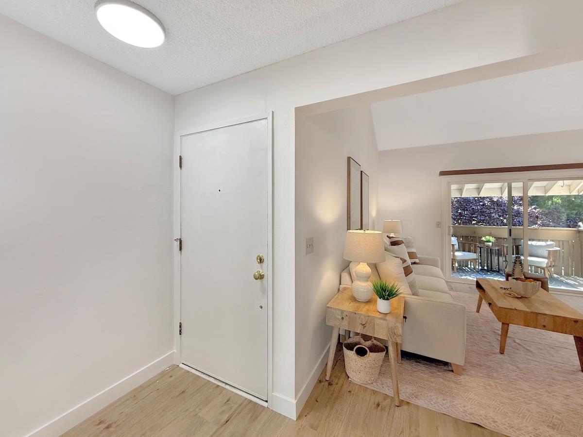 Detail Gallery Image 8 of 36 For 1477 De Rose Way #236,  San Jose,  CA 95126 - 2 Beds | 1 Baths