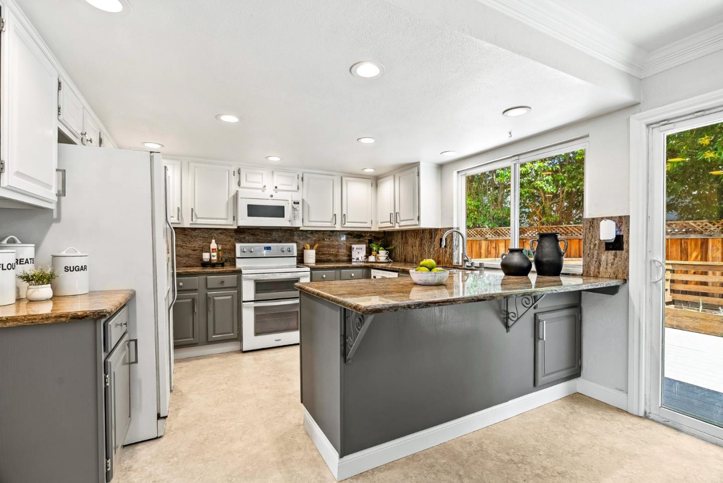 Detail Gallery Image 3 of 49 For 6657 Neptune Ct, San Jose,  CA 95120 - 5 Beds | 3 Baths