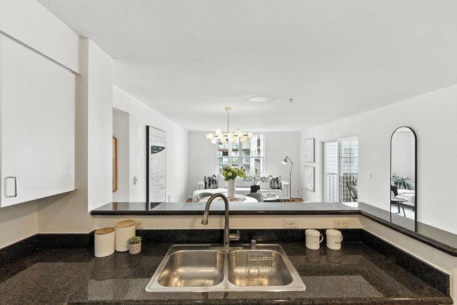 Detail Gallery Image 14 of 41 For 8200 Oceanview Ter #321,  San Francisco,  CA 94132 - 3 Beds | 2 Baths