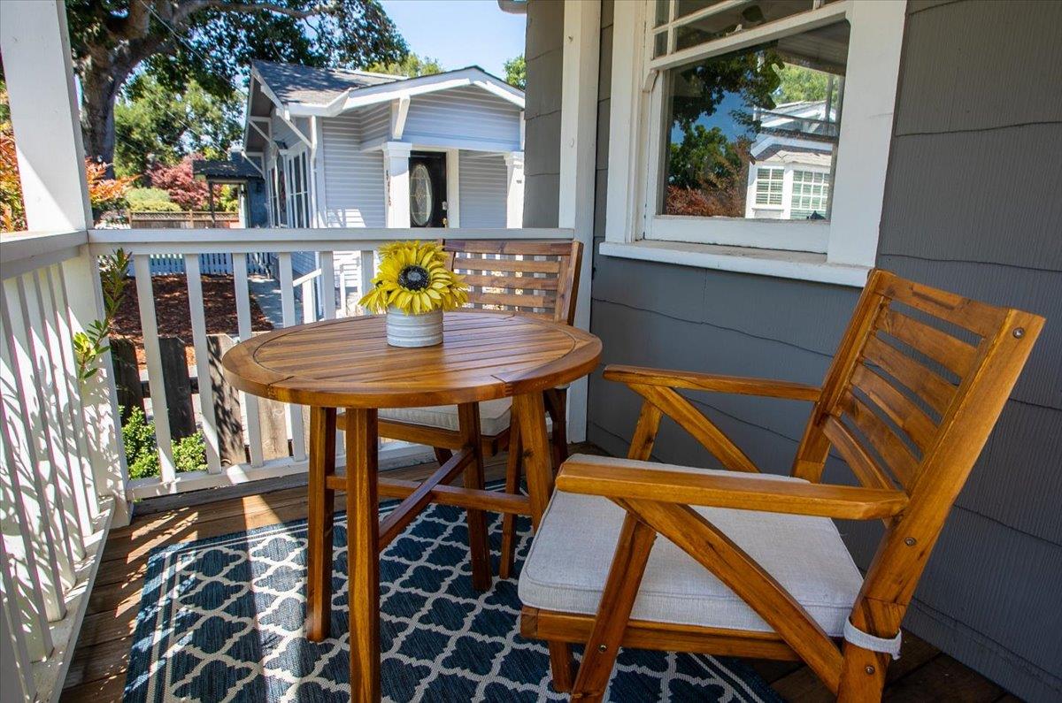 Detail Gallery Image 17 of 29 For 524 8th Ave, Menlo Park,  CA 94025 - 3 Beds | 2 Baths