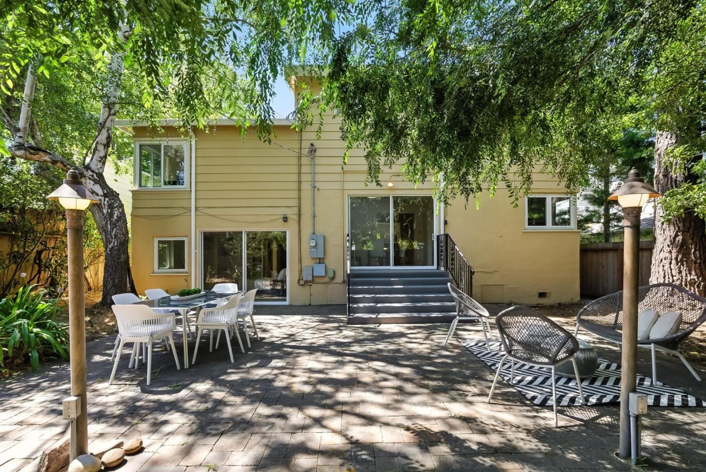 Detail Gallery Image 41 of 46 For 409 Seville Way, San Mateo,  CA 94402 - 3 Beds | 3 Baths