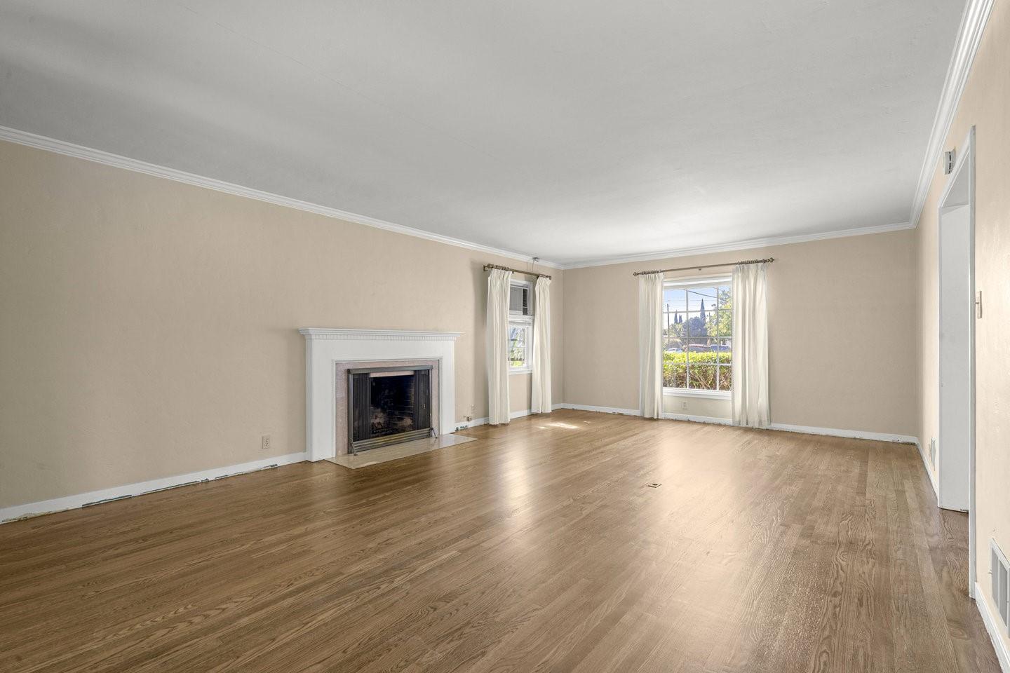 Detail Gallery Image 10 of 43 For 1590 Fremont St, Santa Clara,  CA 95050 - 4 Beds | 2/1 Baths