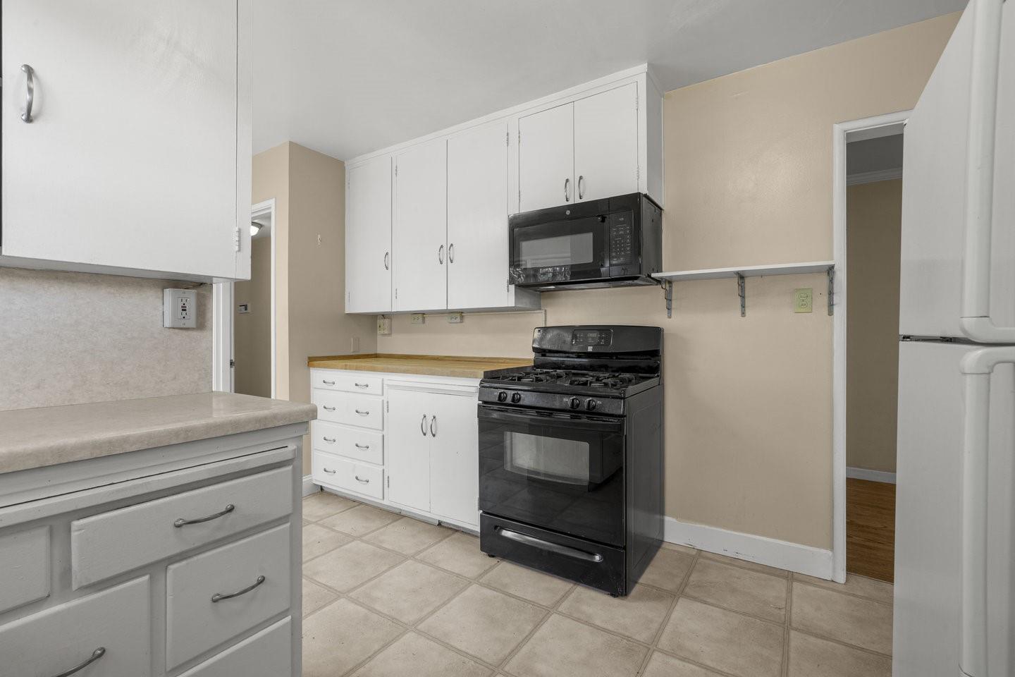 Detail Gallery Image 15 of 43 For 1590 Fremont St, Santa Clara,  CA 95050 - 4 Beds | 2/1 Baths