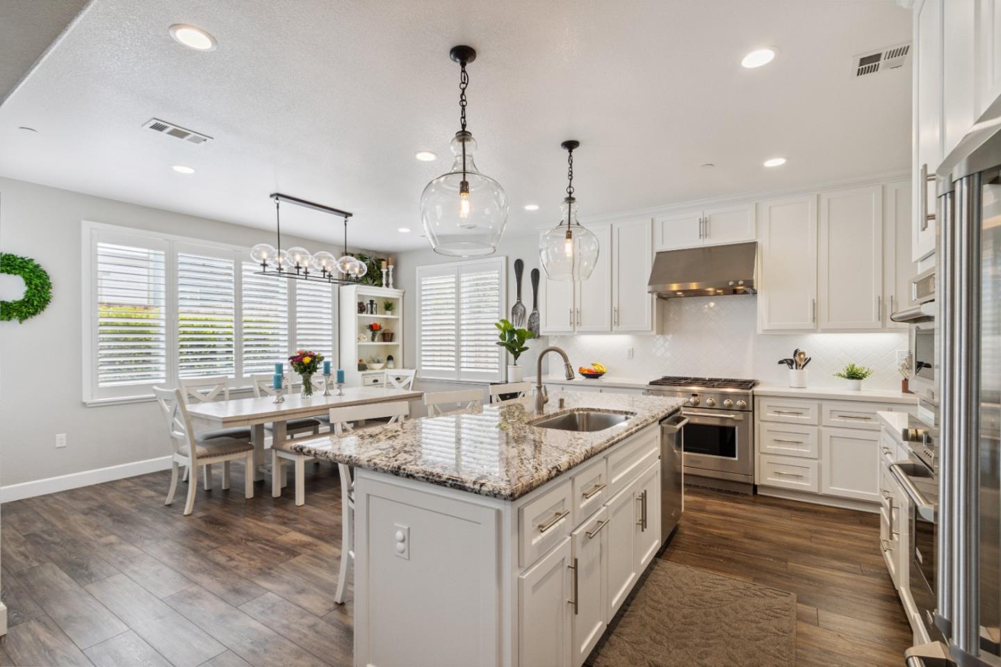 Detail Gallery Image 10 of 43 For 2610 Lighthouse Ln, Marina,  CA 93933 - 4 Beds | 3 Baths