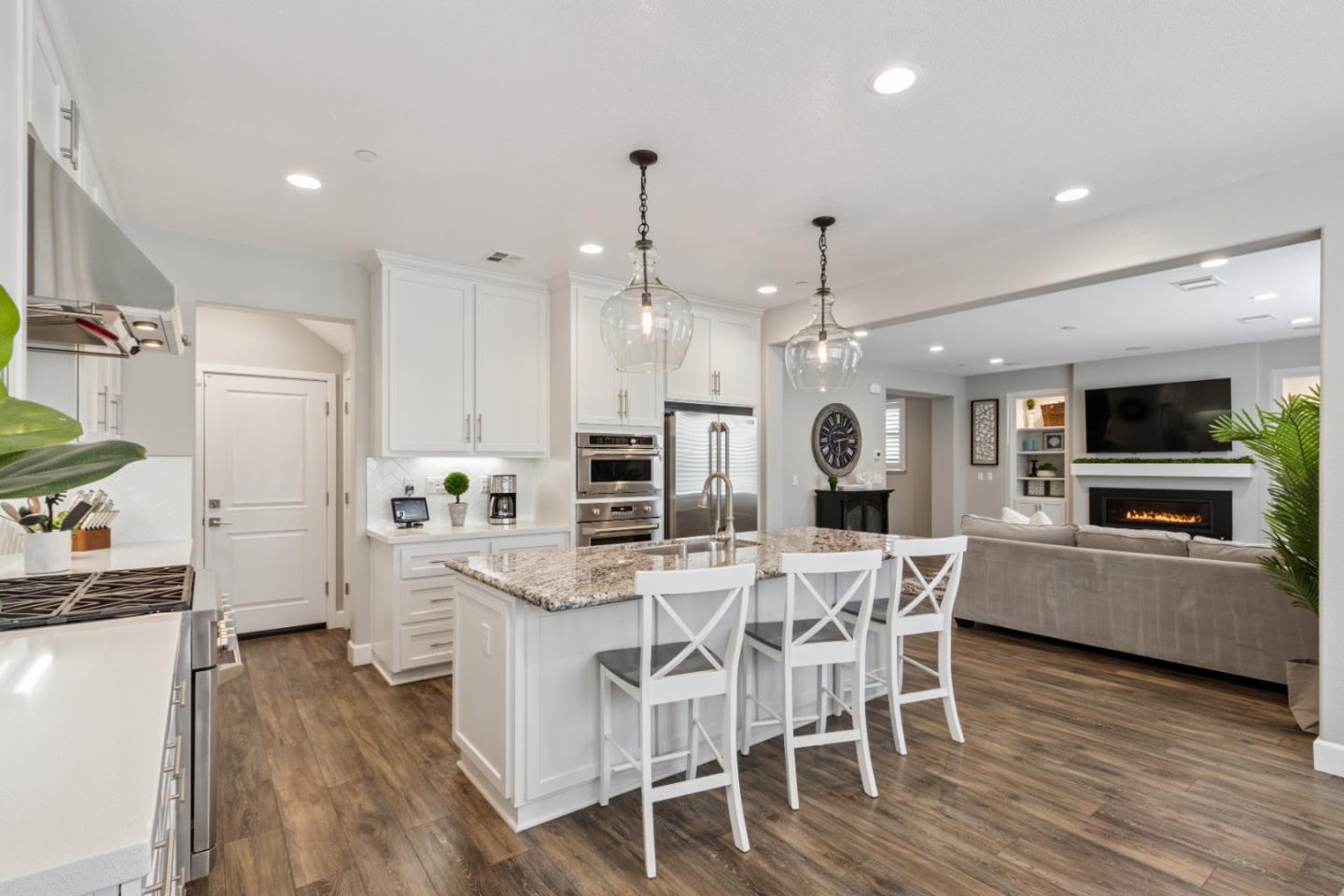 Detail Gallery Image 11 of 43 For 2610 Lighthouse Ln, Marina,  CA 93933 - 4 Beds | 3 Baths