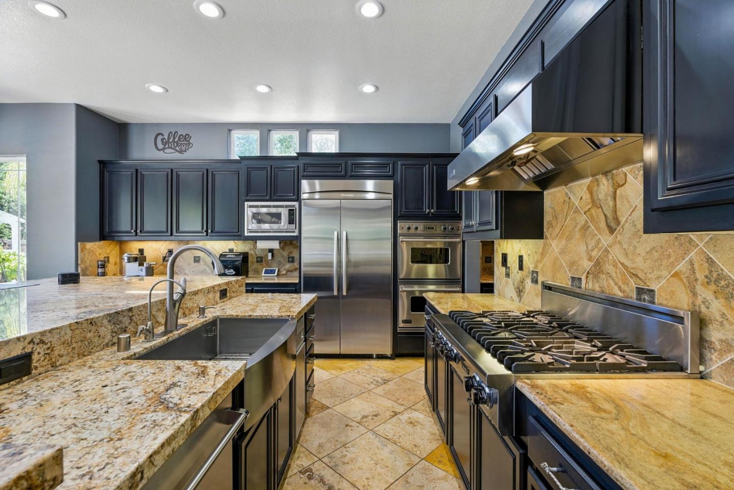 Detail Gallery Image 14 of 75 For 1961 Killarney Ct, Gilroy,  CA 95020 - 5 Beds | 4/1 Baths