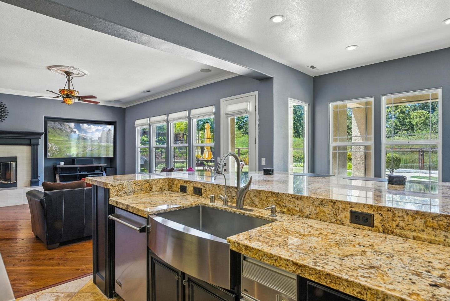 Detail Gallery Image 18 of 75 For 1961 Killarney Ct, Gilroy,  CA 95020 - 5 Beds | 4/1 Baths
