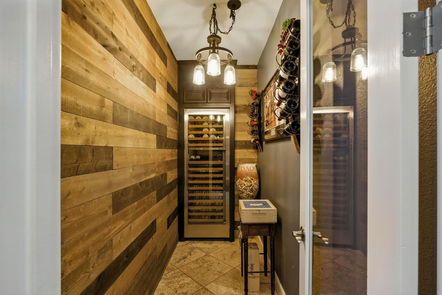 Detail Gallery Image 19 of 75 For 1961 Killarney Ct, Gilroy,  CA 95020 - 5 Beds | 4/1 Baths