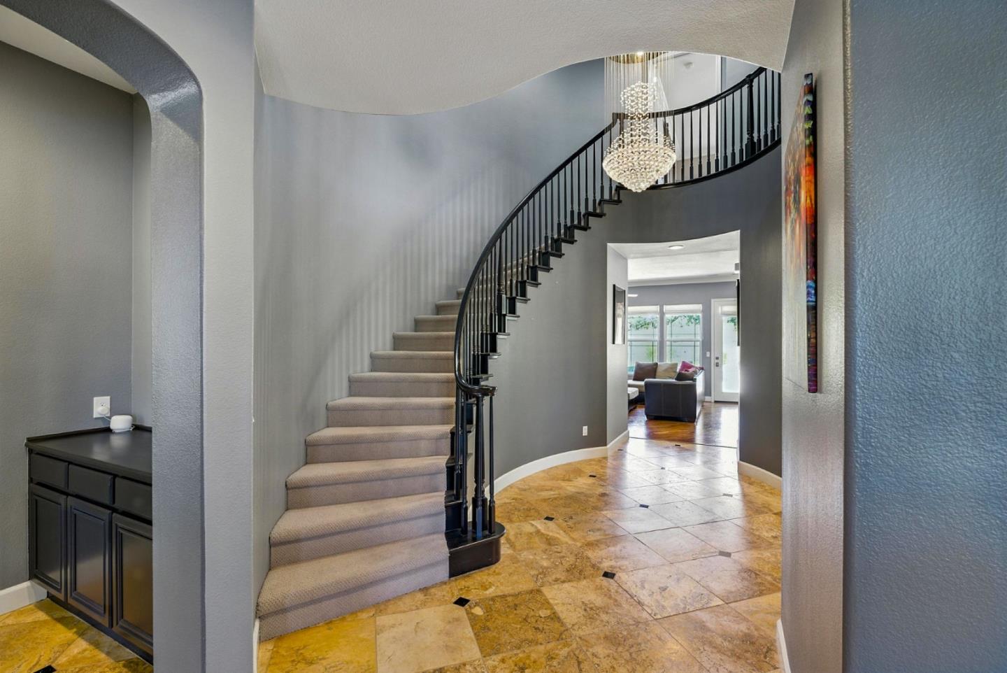 Detail Gallery Image 27 of 75 For 1961 Killarney Ct, Gilroy,  CA 95020 - 5 Beds | 4/1 Baths