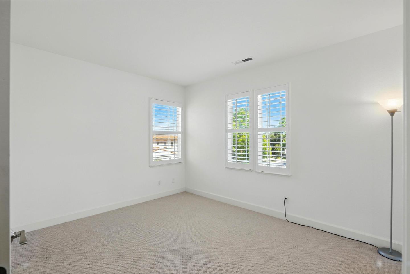Detail Gallery Image 41 of 75 For 1961 Killarney Ct, Gilroy,  CA 95020 - 5 Beds | 4/1 Baths
