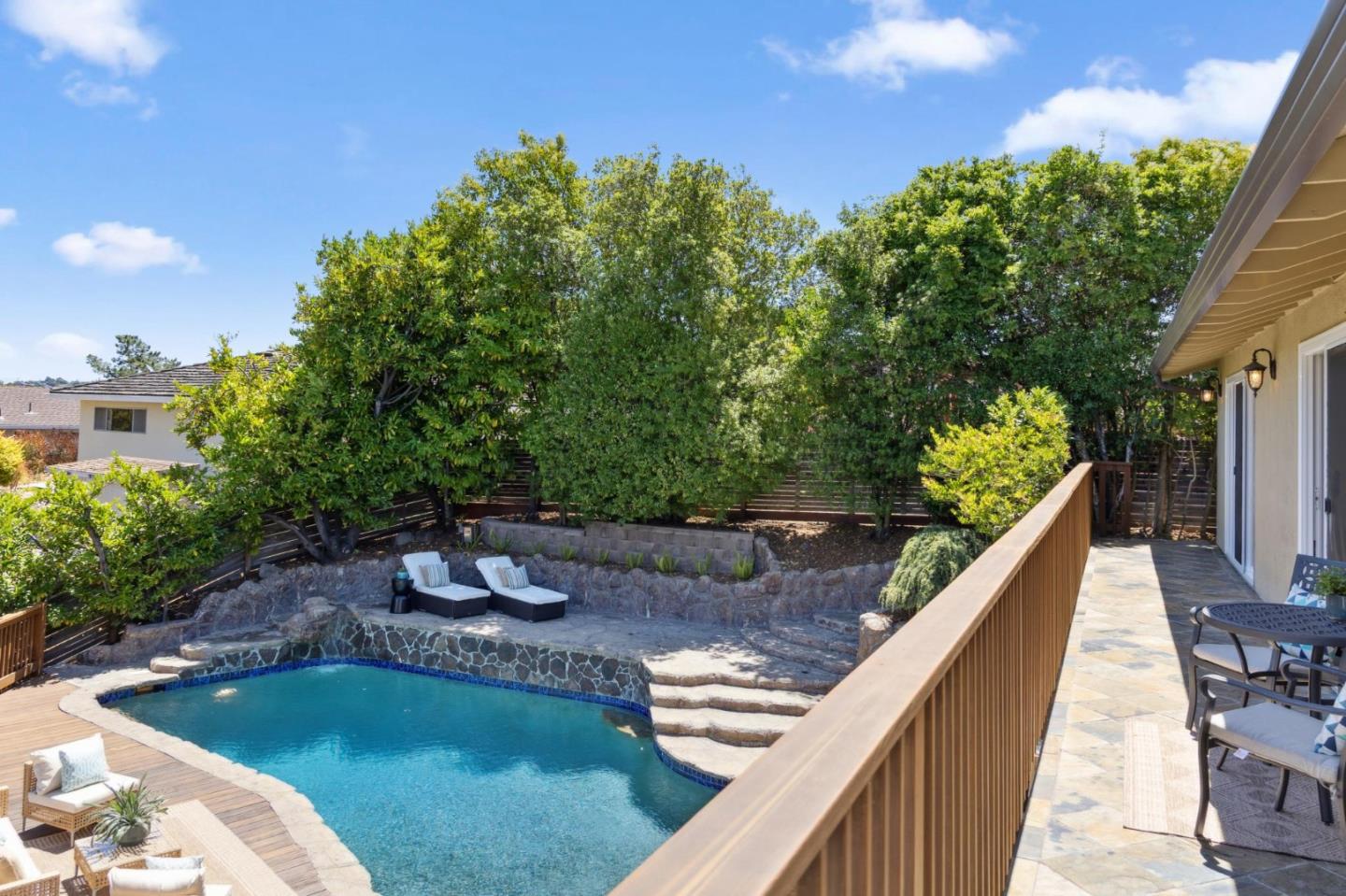 Detail Gallery Image 24 of 69 For 1647 Overland Dr, San Mateo,  CA 94403 - 4 Beds | 2/1 Baths