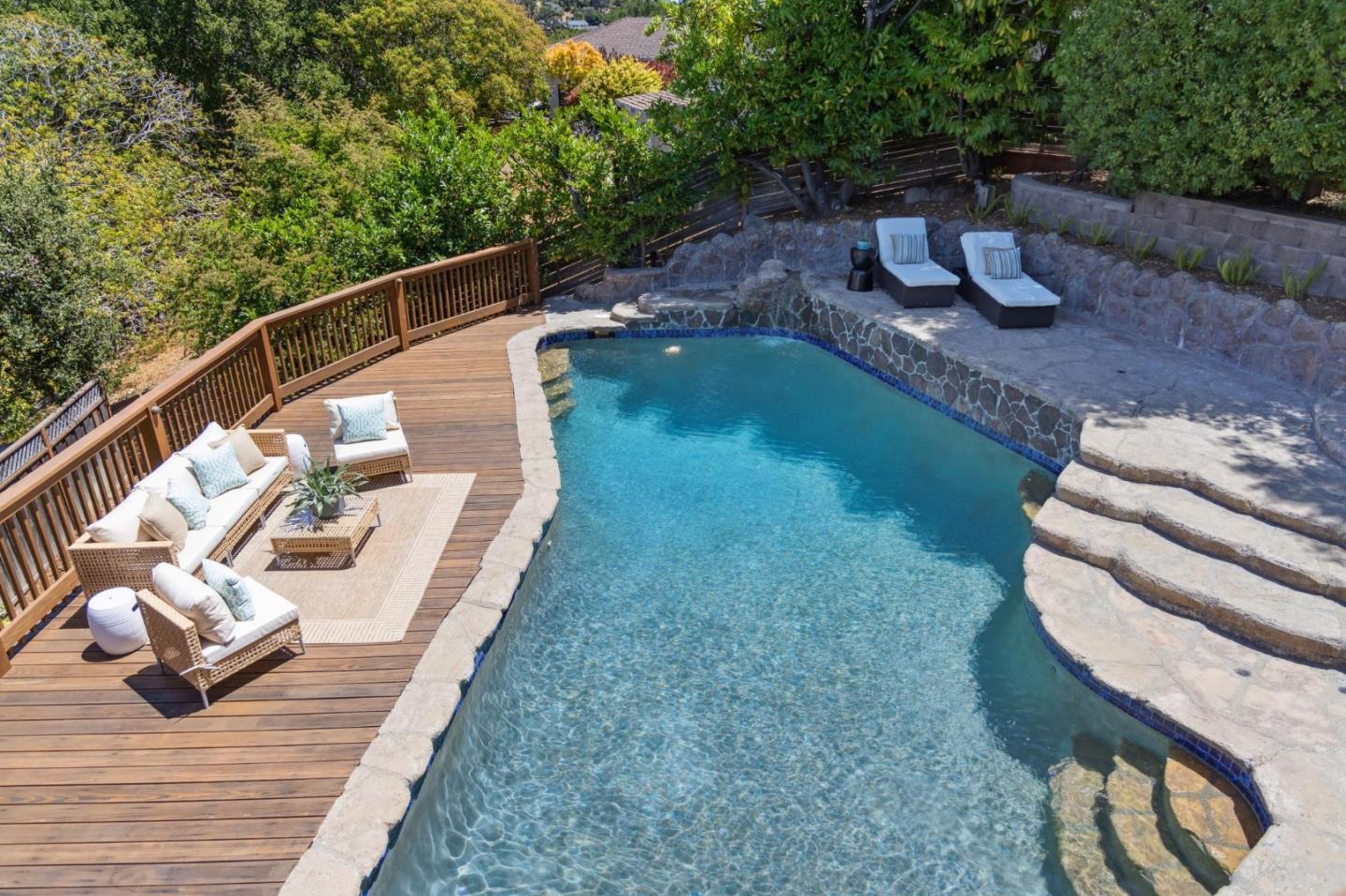 Detail Gallery Image 25 of 69 For 1647 Overland Dr, San Mateo,  CA 94403 - 4 Beds | 2/1 Baths