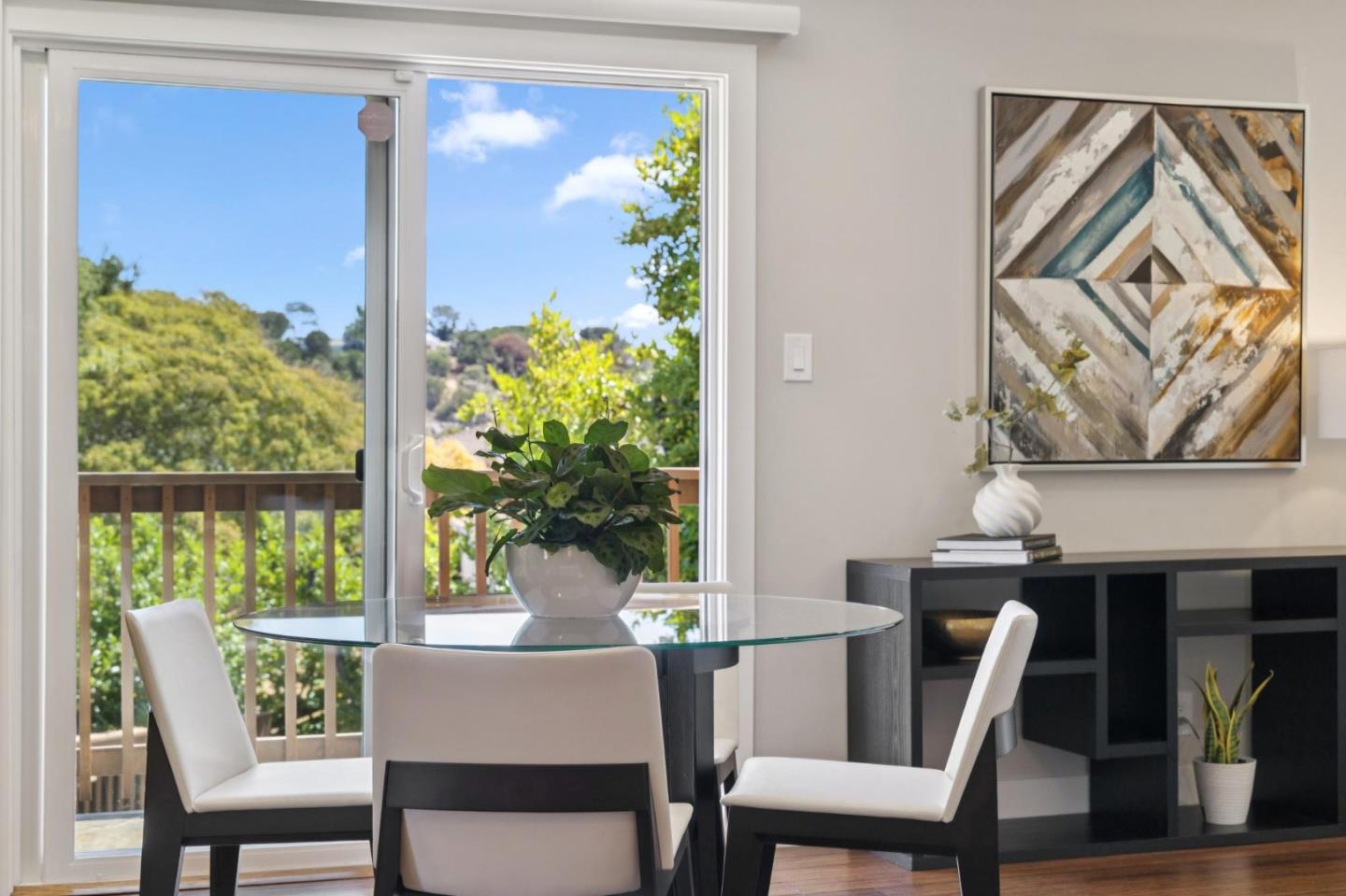 Detail Gallery Image 29 of 69 For 1647 Overland Dr, San Mateo,  CA 94403 - 4 Beds | 2/1 Baths