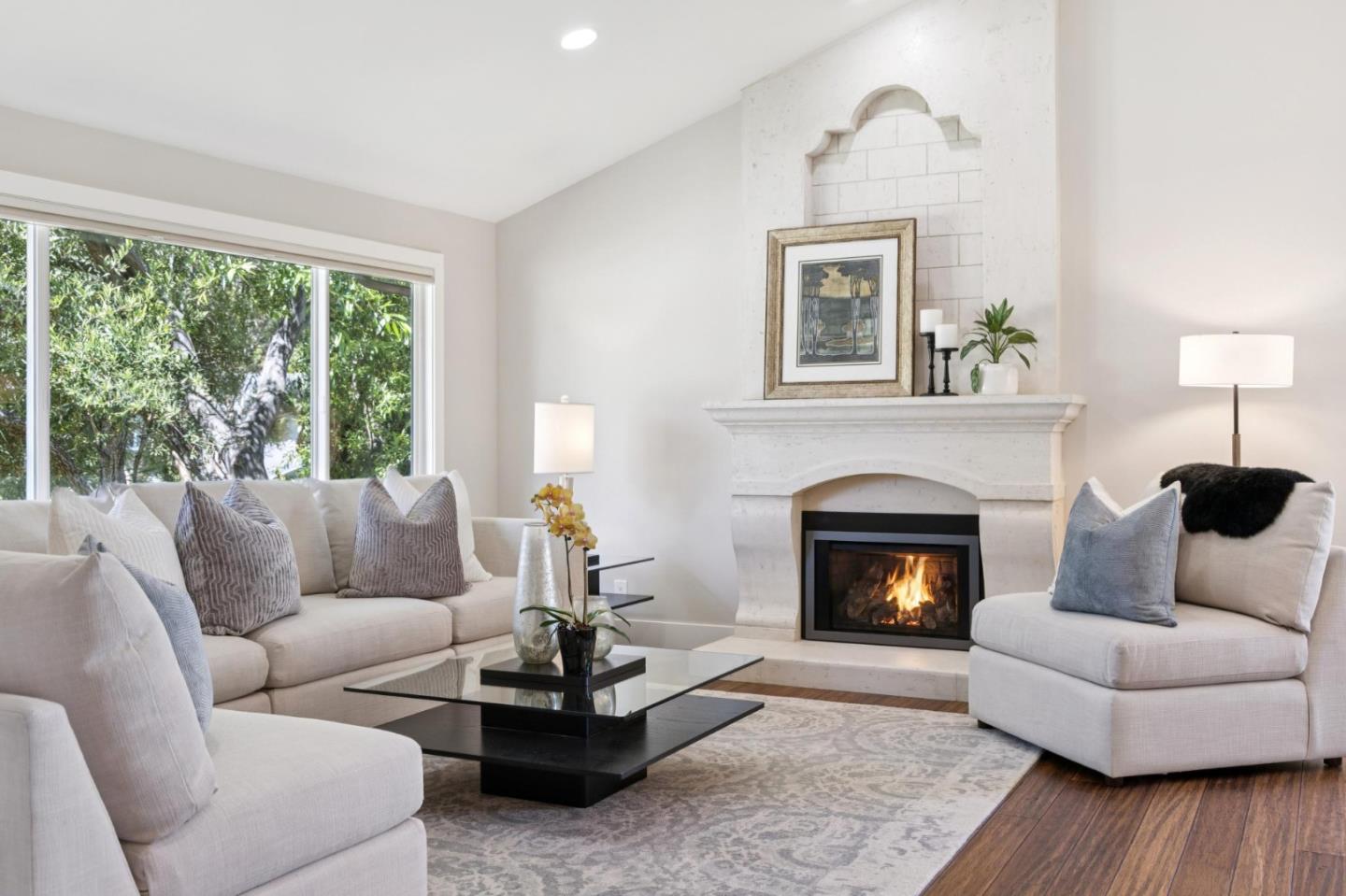 Detail Gallery Image 8 of 69 For 1647 Overland Dr, San Mateo,  CA 94403 - 4 Beds | 2/1 Baths