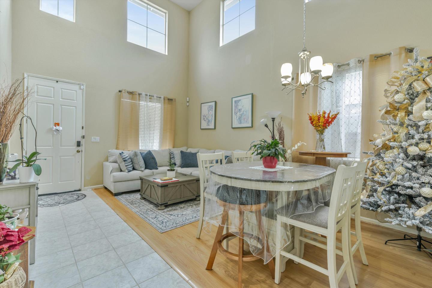 Detail Gallery Image 13 of 35 For 4064 Montgomery Hill Dr, Antioch,  CA 94531 - 4 Beds | 3 Baths
