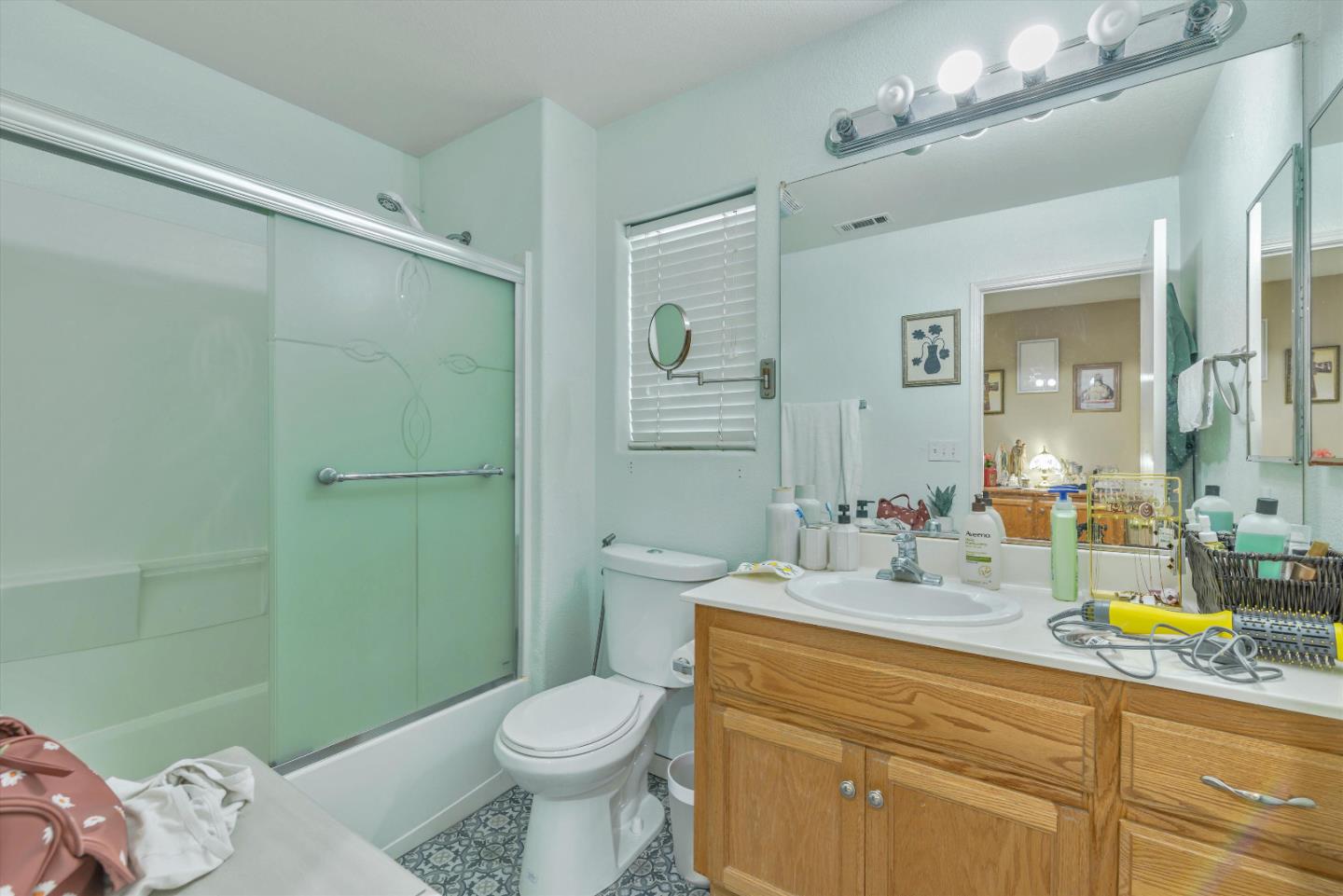 Detail Gallery Image 25 of 35 For 4064 Montgomery Hill Dr, Antioch,  CA 94531 - 4 Beds | 3 Baths