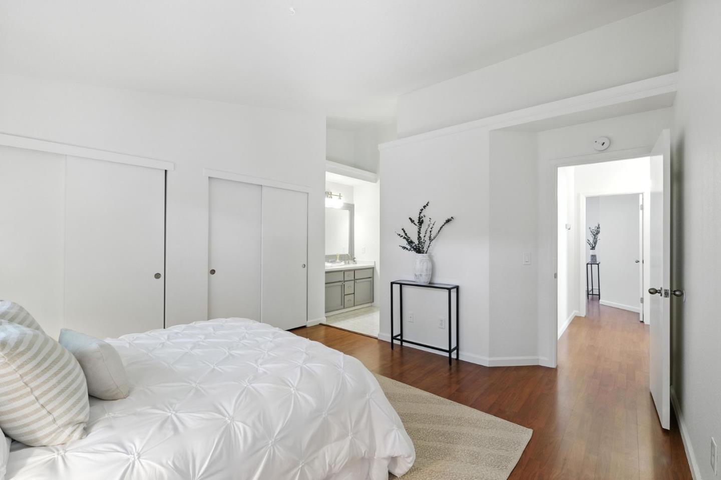 Detail Gallery Image 22 of 29 For 9345 Ivydale Cir, Elk Grove,  CA 95758 - 2 Beds | 2 Baths