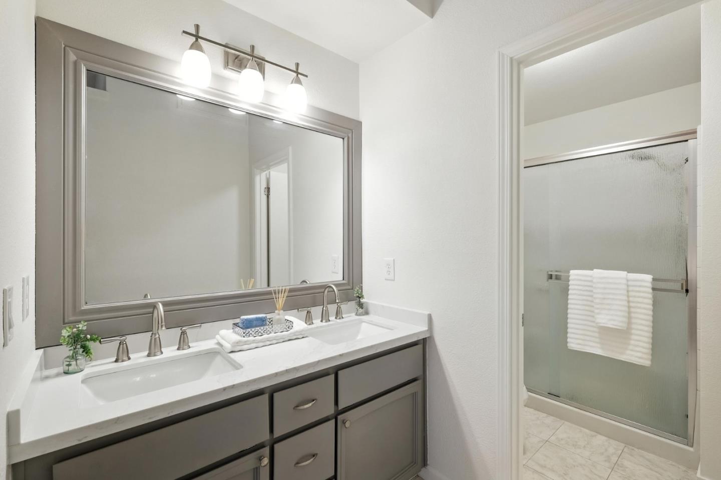 Detail Gallery Image 23 of 29 For 9345 Ivydale Cir, Elk Grove,  CA 95758 - 2 Beds | 2 Baths