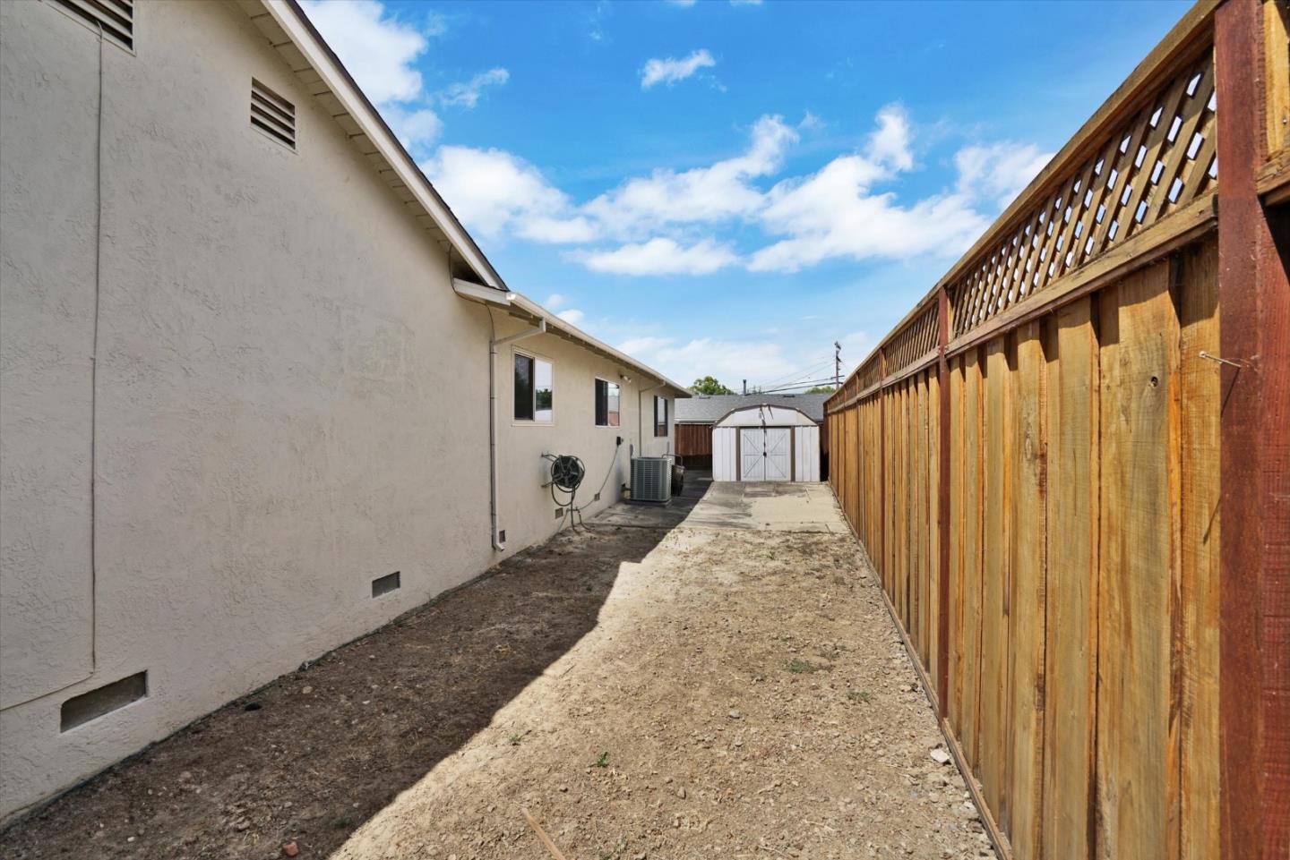 Detail Gallery Image 8 of 50 For 831 Wagoner Dr, Livermore,  CA 94550 - 5 Beds | 3 Baths