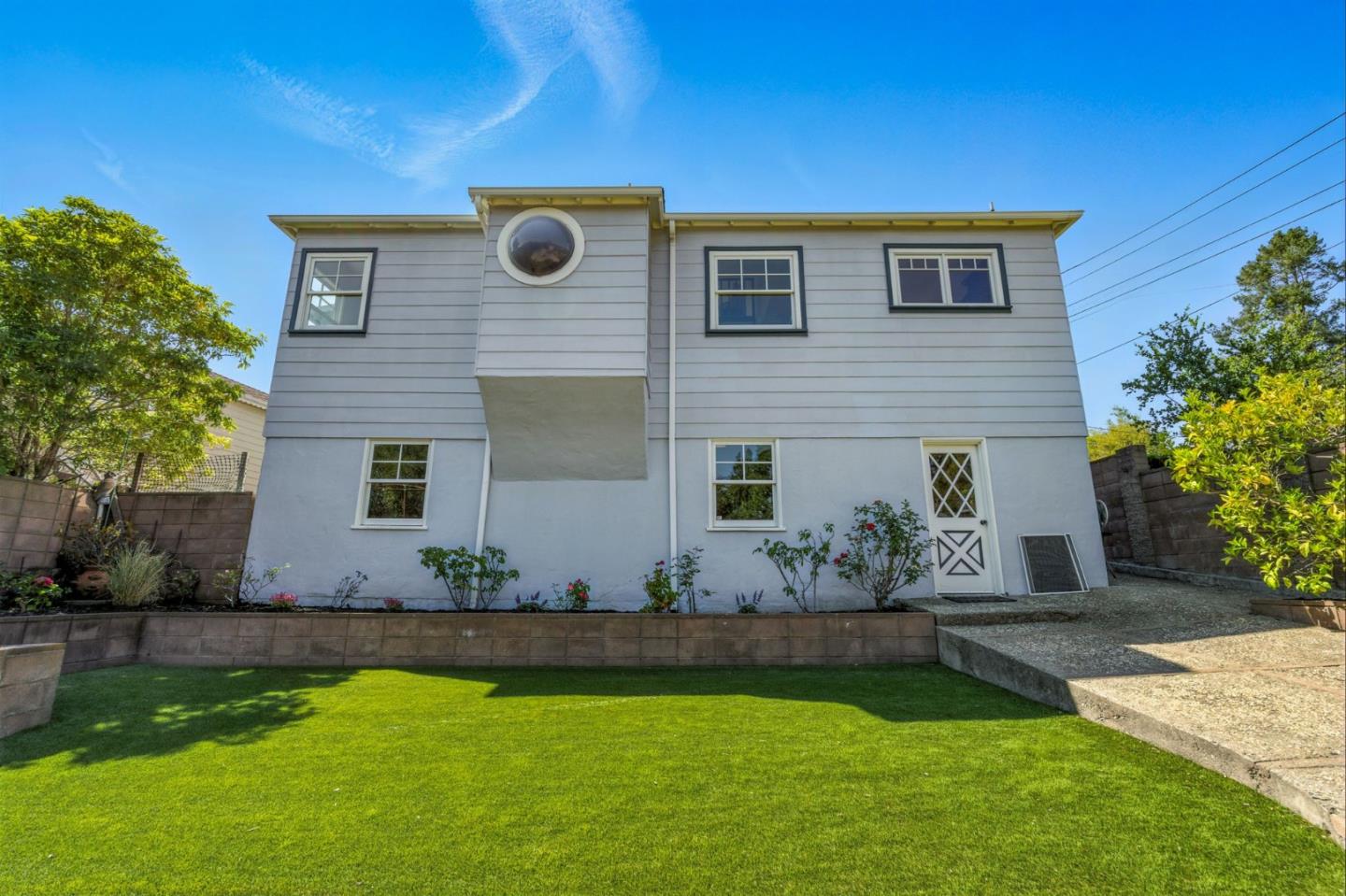 Detail Gallery Image 34 of 44 For 56 Selkirk St, Oakland,  CA 94619 - 3 Beds | 2 Baths