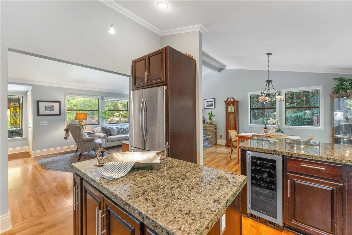 Detail Gallery Image 11 of 36 For 135 Sugar Valley Rd, Scotts Valley,  CA 95066 - 3 Beds | 2 Baths