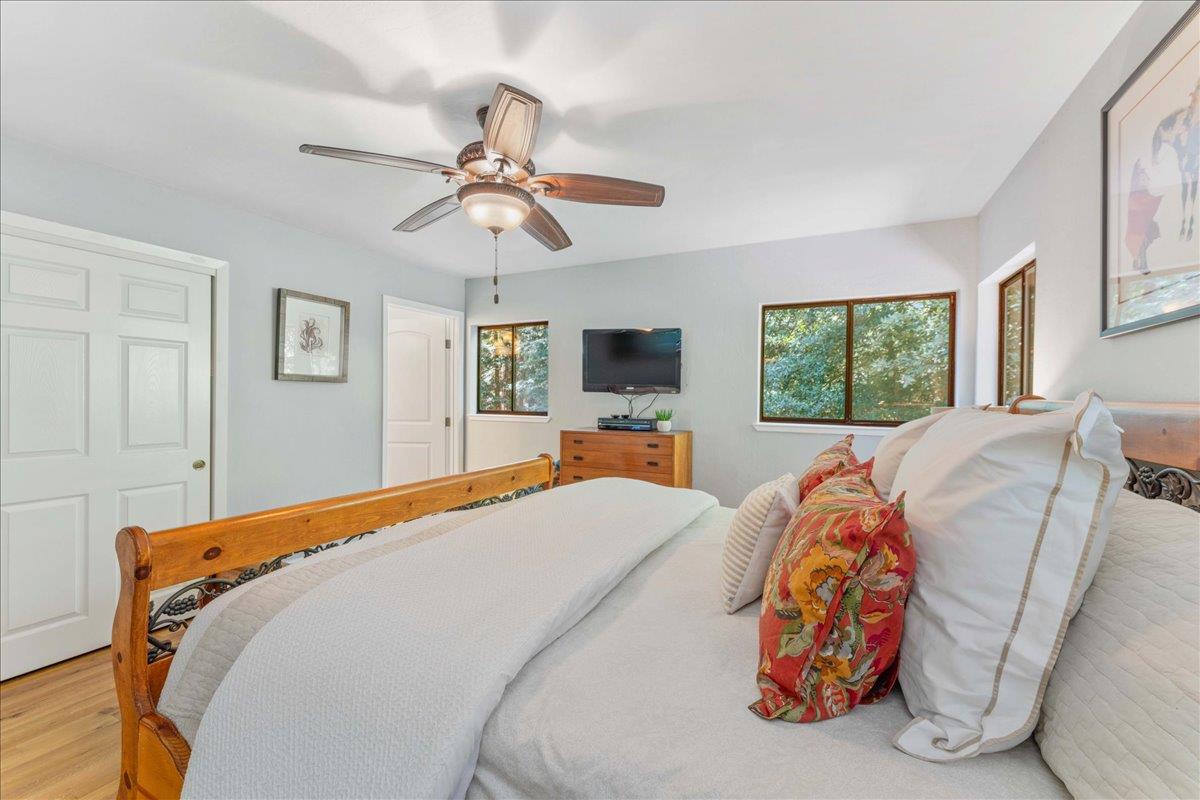 Detail Gallery Image 15 of 36 For 135 Sugar Valley Rd, Scotts Valley,  CA 95066 - 3 Beds | 2 Baths
