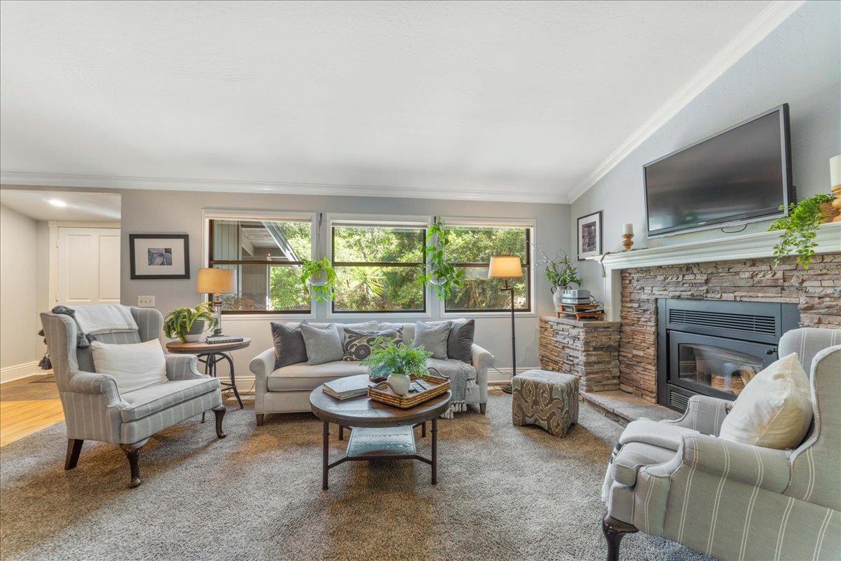 Detail Gallery Image 7 of 36 For 135 Sugar Valley Rd, Scotts Valley,  CA 95066 - 3 Beds | 2 Baths