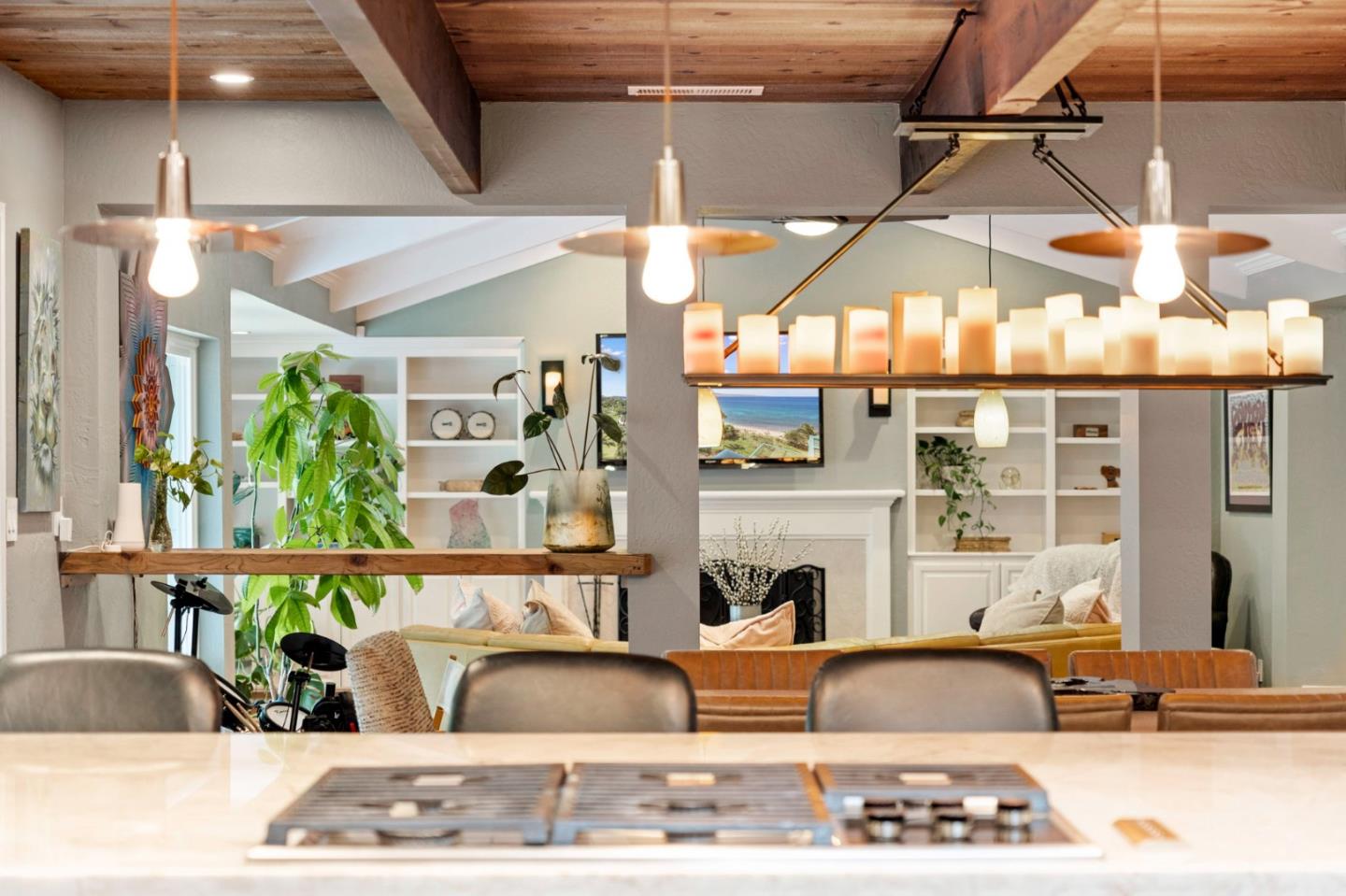 Detail Gallery Image 11 of 35 For Address Not Disclosed, Santa Cruz,  CA 95060 - 3 Beds | 2/1 Baths