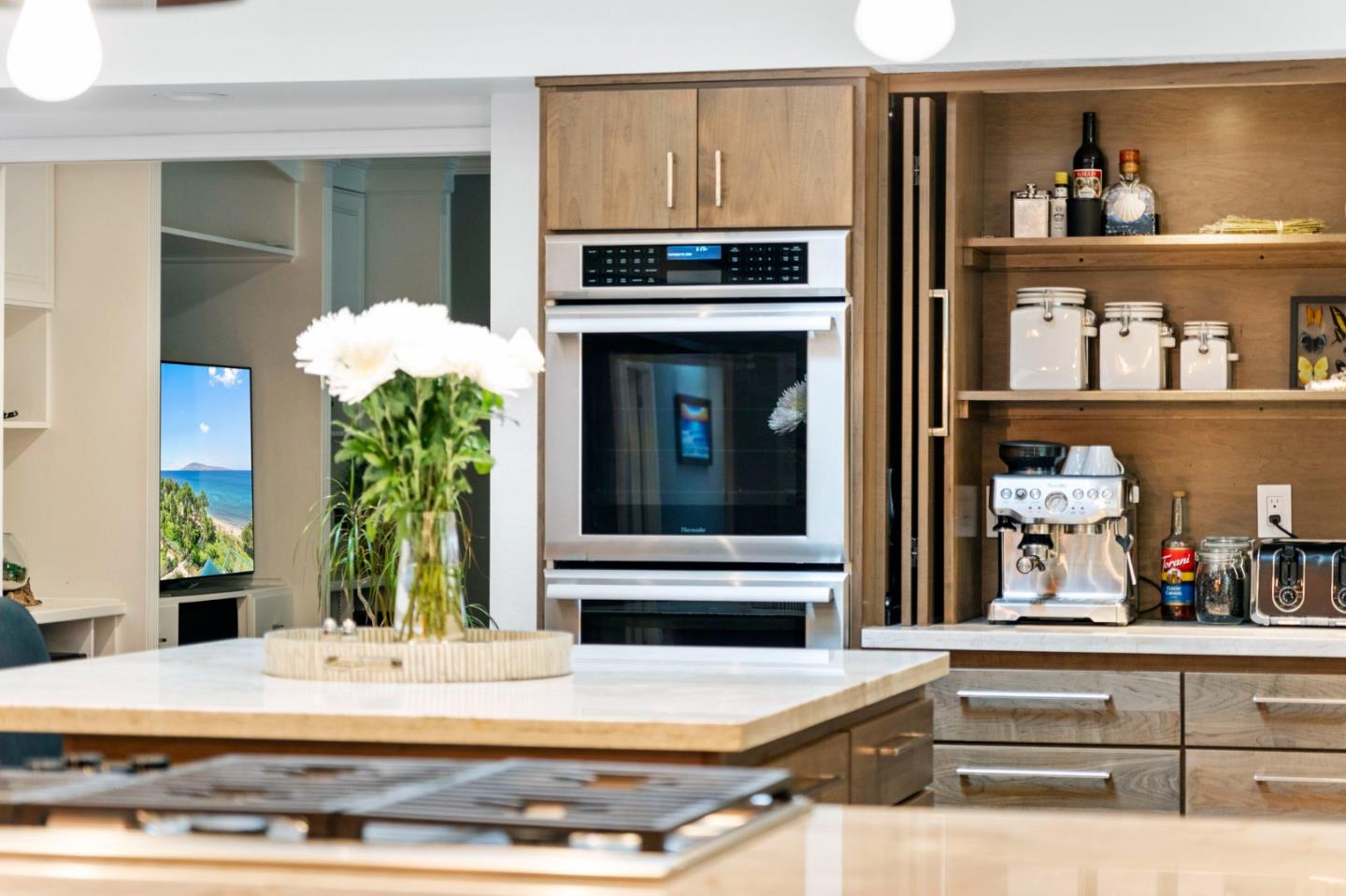 Detail Gallery Image 12 of 35 For Address Not Disclosed, Santa Cruz,  CA 95060 - 3 Beds | 2/1 Baths