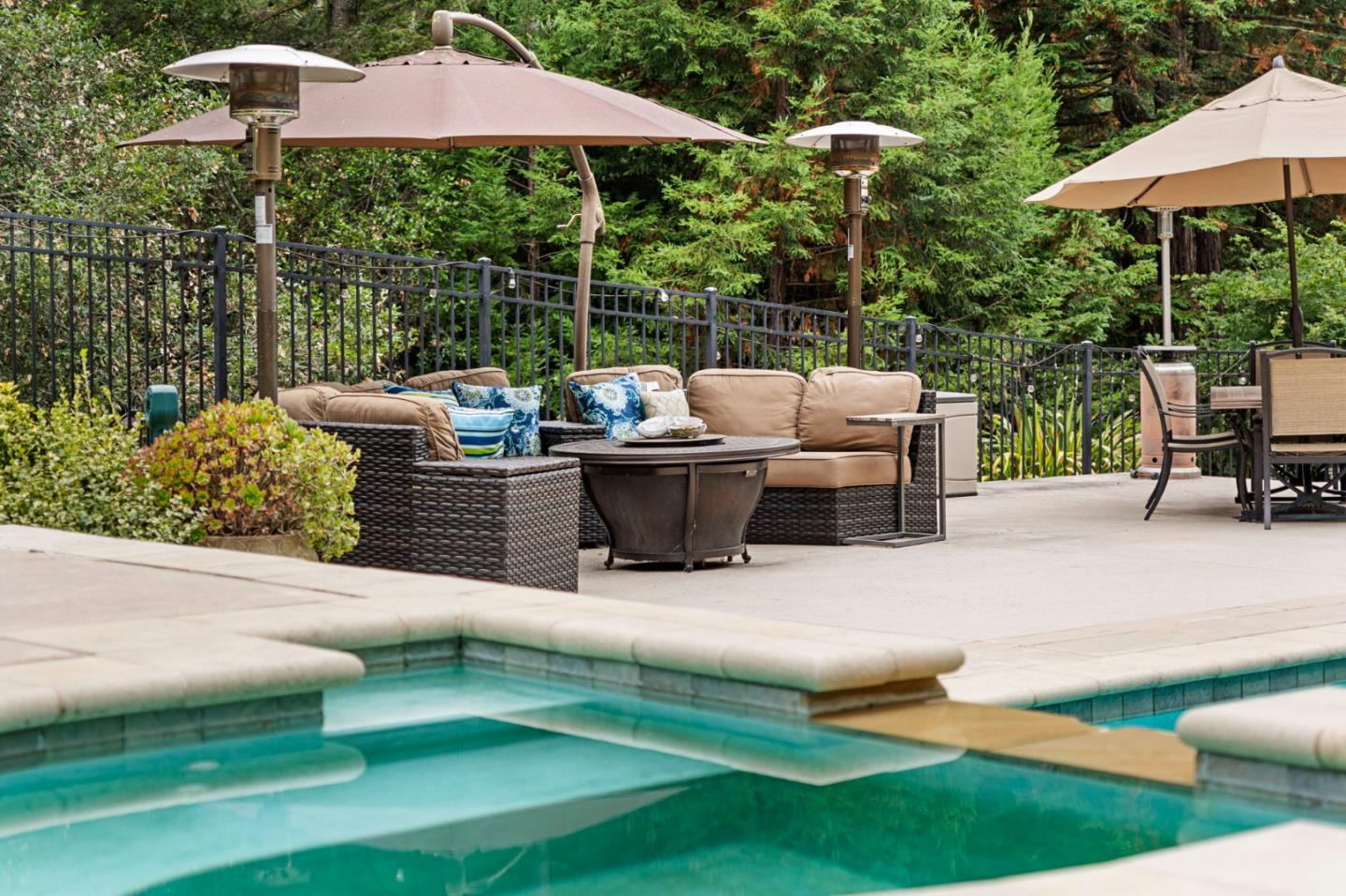 Detail Gallery Image 30 of 35 For Address Not Disclosed, Santa Cruz,  CA 95060 - 3 Beds | 2/1 Baths