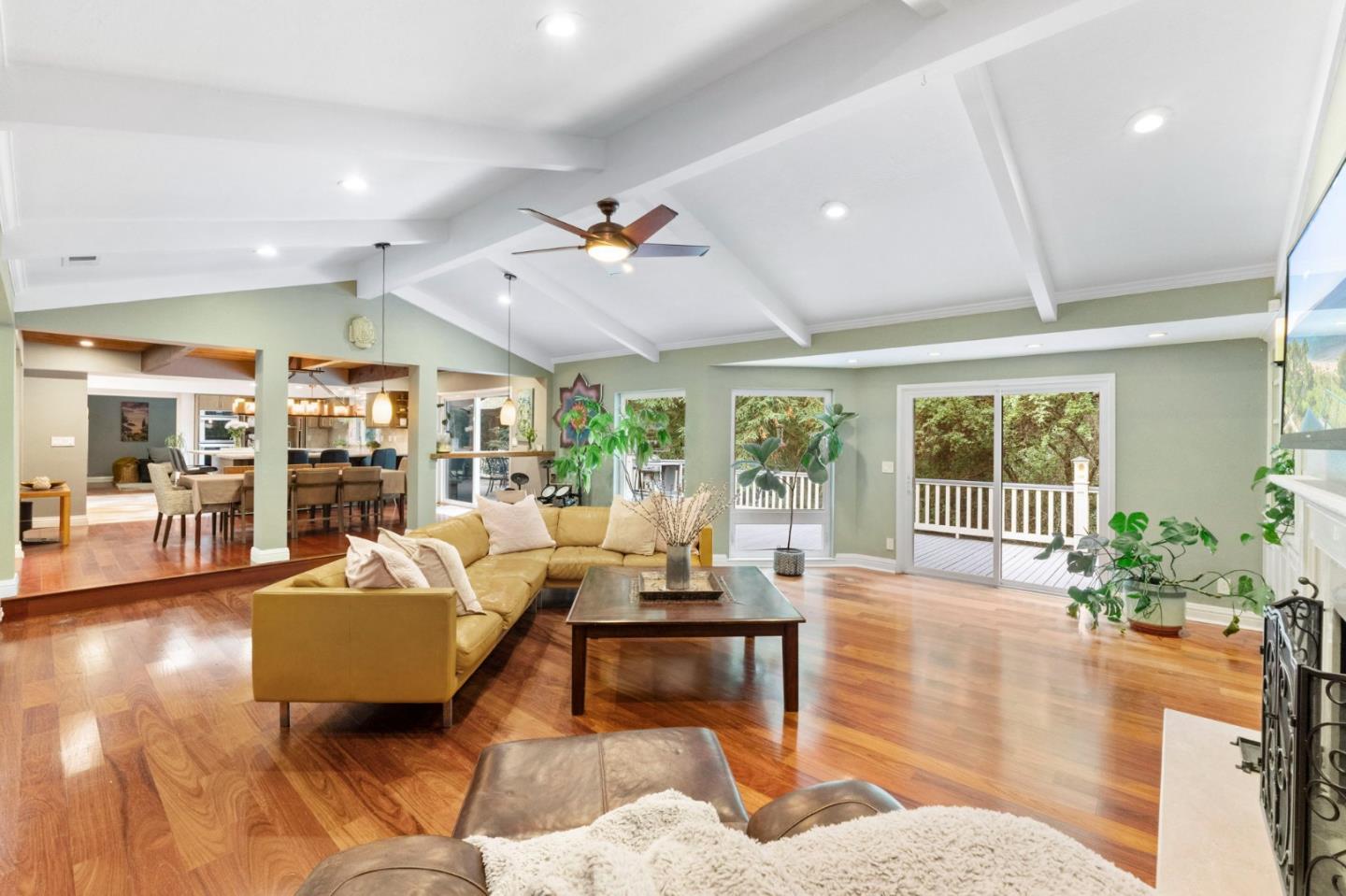 Detail Gallery Image 5 of 35 For Address Not Disclosed, Santa Cruz,  CA 95060 - 3 Beds | 2/1 Baths