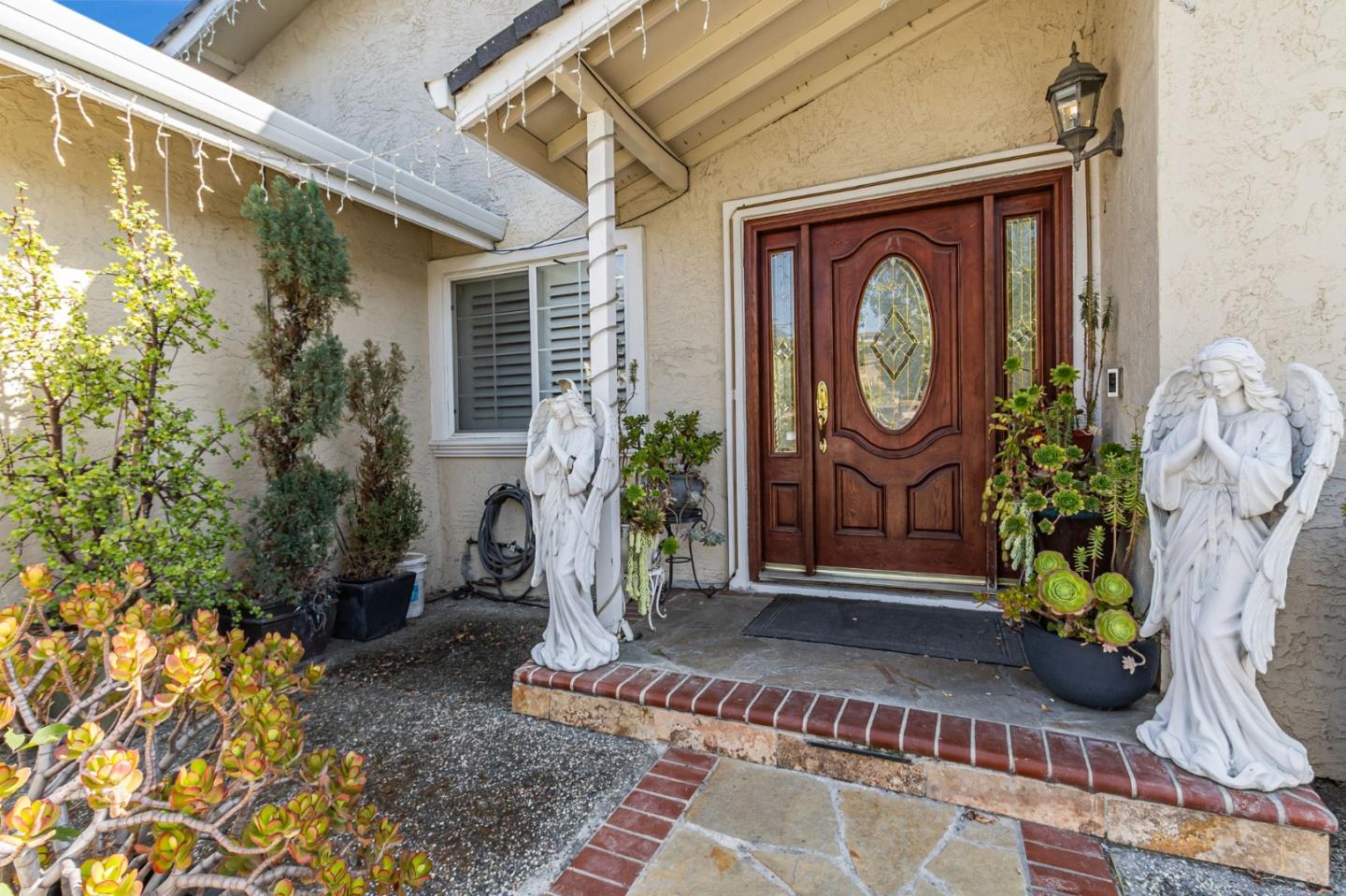 Detail Gallery Image 4 of 44 For 3443 Neves Way, San Jose,  CA 95127 - 3 Beds | 2 Baths