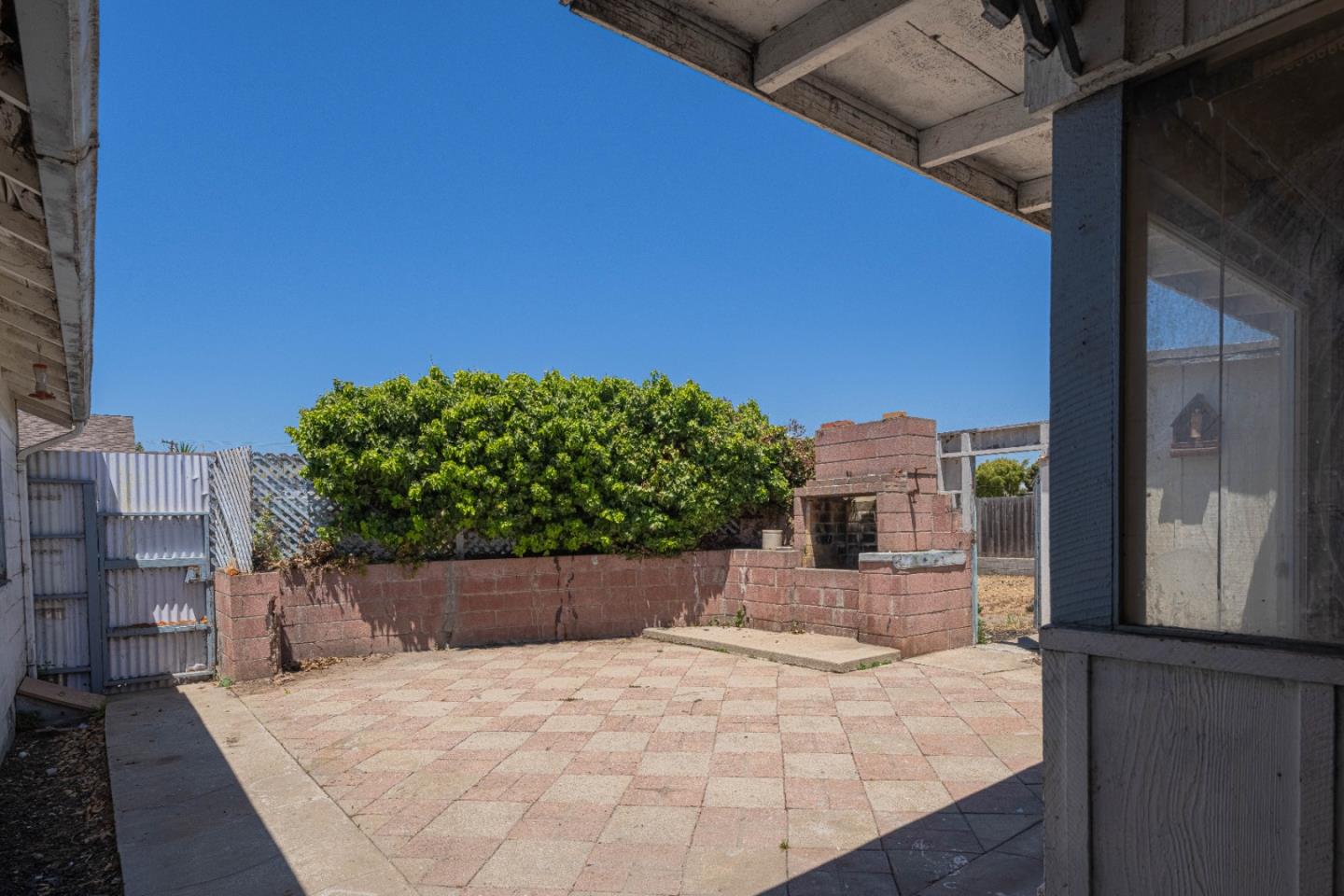 Detail Gallery Image 17 of 32 For 31 Riker St, Salinas,  CA 93901 - 2 Beds | 1 Baths