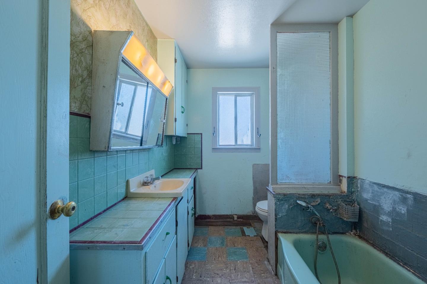 Detail Gallery Image 23 of 32 For 31 Riker St, Salinas,  CA 93901 - 2 Beds | 1 Baths