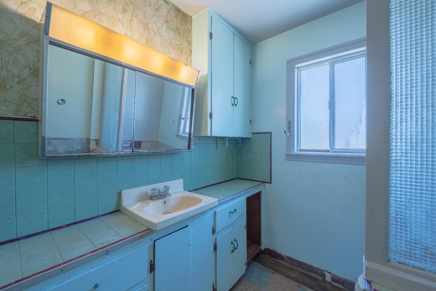 Detail Gallery Image 24 of 32 For 31 Riker St, Salinas,  CA 93901 - 2 Beds | 1 Baths