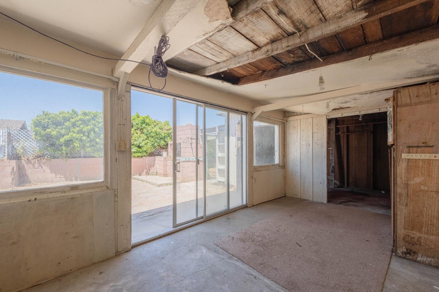 Detail Gallery Image 27 of 32 For 31 Riker St, Salinas,  CA 93901 - 2 Beds | 1 Baths