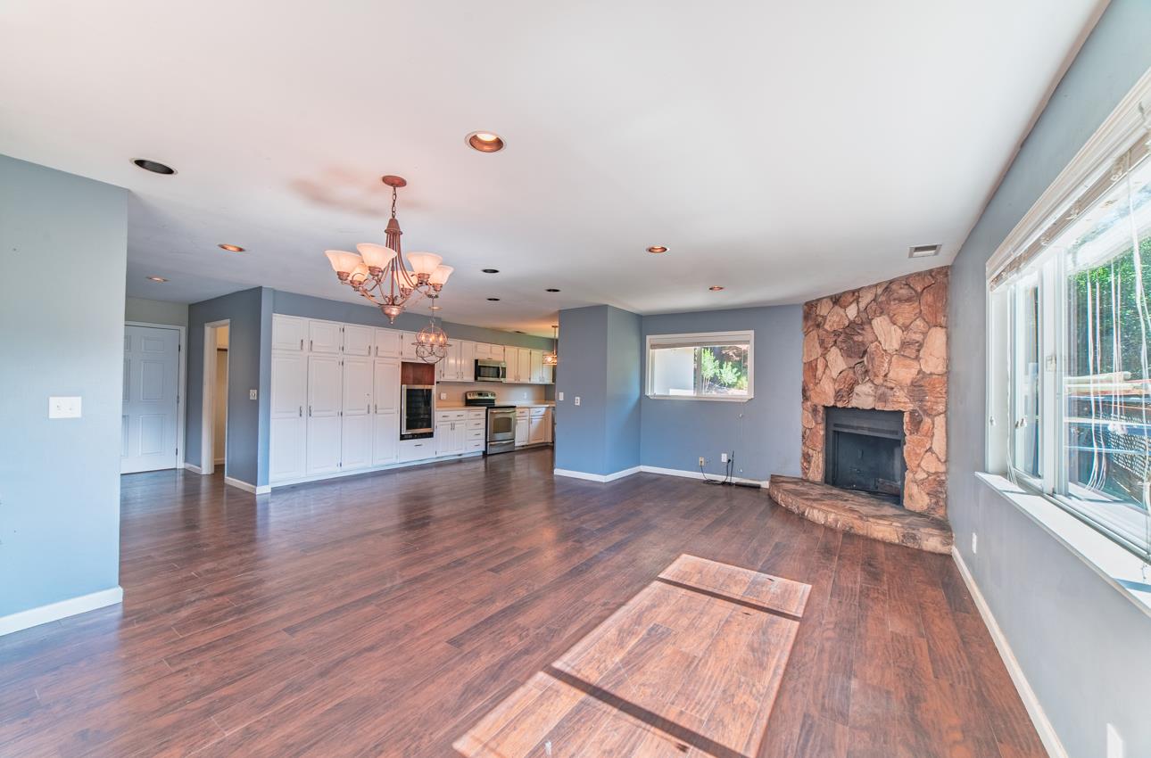 Detail Gallery Image 23 of 81 For 20210 Wilder Ct, Salinas,  CA 93907 - 4 Beds | 2/1 Baths