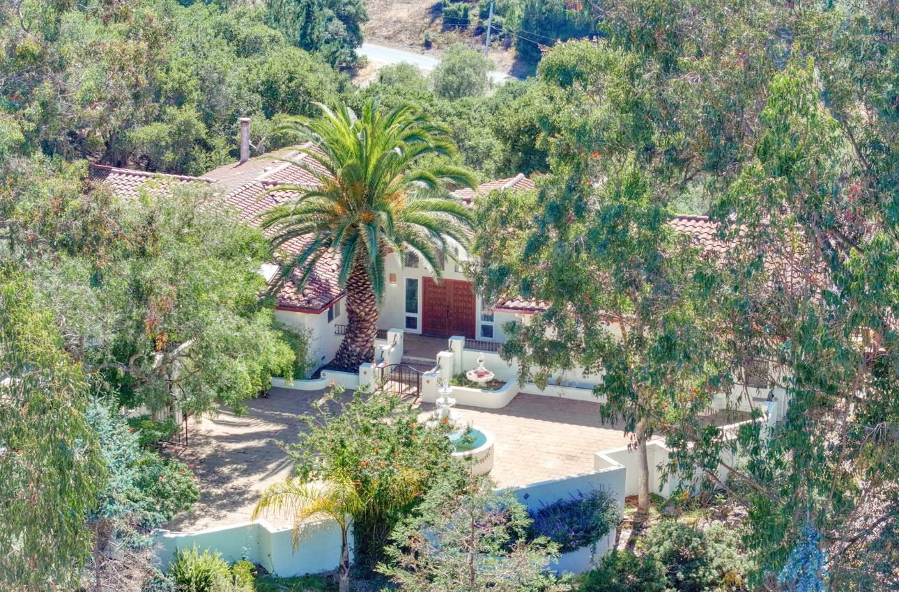 Detail Gallery Image 6 of 81 For 20210 Wilder Ct, Salinas,  CA 93907 - 4 Beds | 2/1 Baths