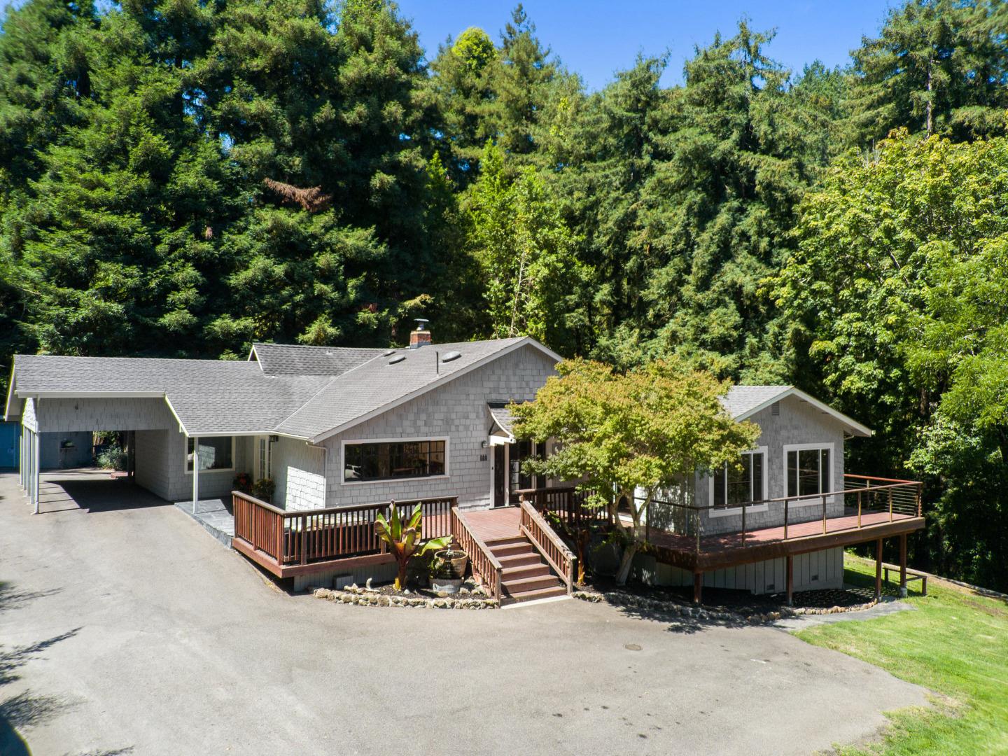 Detail Gallery Image 2 of 65 For 752 Glen Canyon Rd, Santa Cruz,  CA 95060 - 3 Beds | 2 Baths