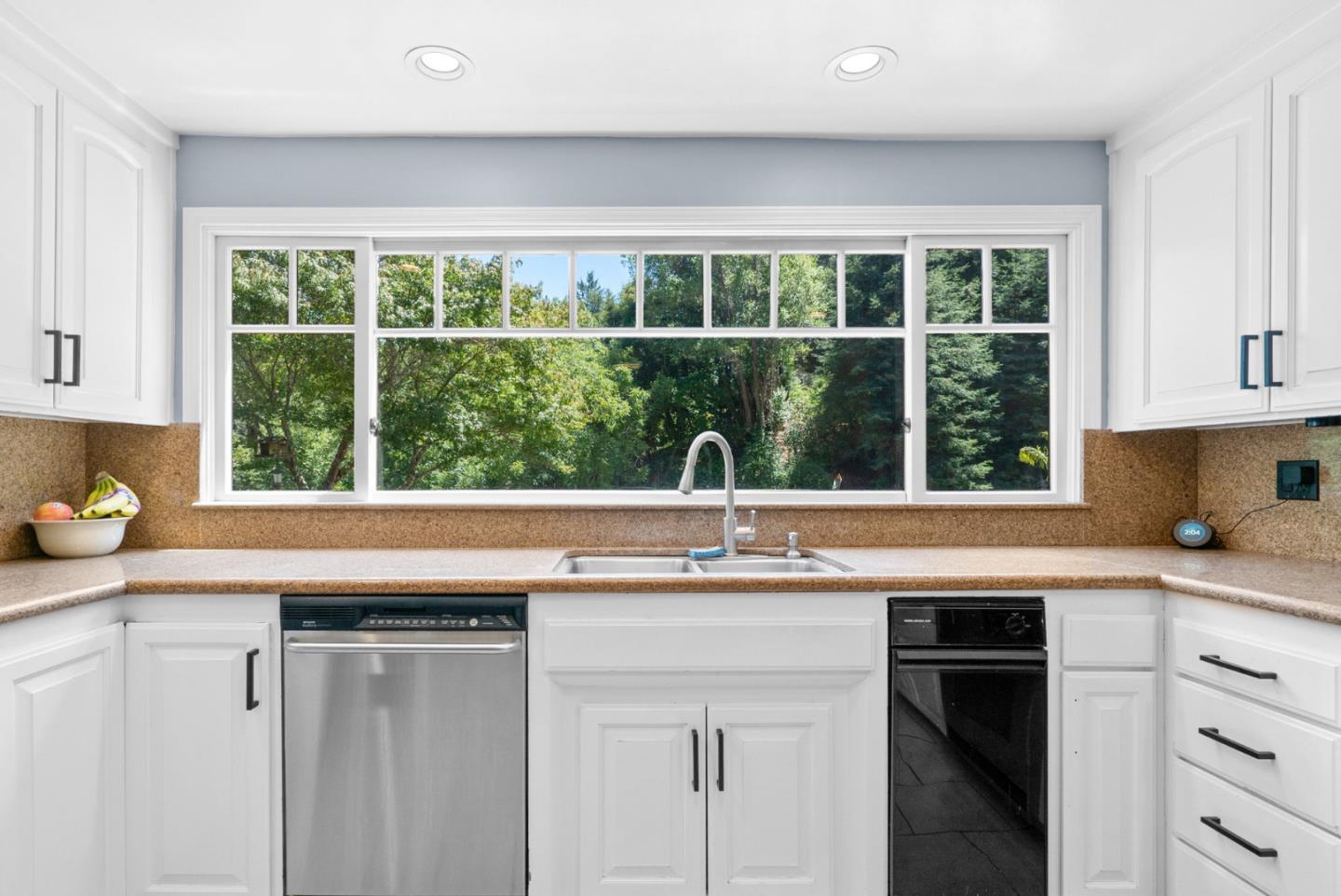 Detail Gallery Image 7 of 65 For 752 Glen Canyon Rd, Santa Cruz,  CA 95060 - 3 Beds | 2 Baths