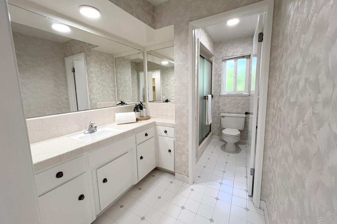 Detail Gallery Image 10 of 21 For 12141 Viewoak Dr, Saratoga,  CA 95070 - 4 Beds | 2/1 Baths